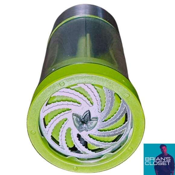 Microplane 2-in-1 Herb Mill - Stainless Steel - Picture 8 of 13